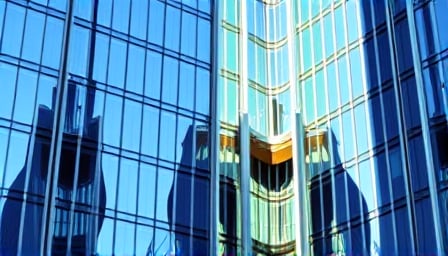 Entegris Announces Leadership Transition Amid Stable Stock Performance