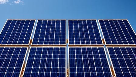 Expand Energy Corp Faces Market Volatility Amid Sector Downturn, Yet Retains Investor Optimism