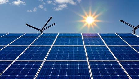 First Solar's Stock Soars on Industry Growth and Analyst Upgrade