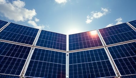 FirstEnergy Corp Maintains Stable Stock Price Amid Dividend Announcement