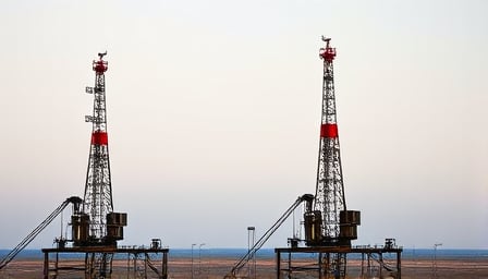Occidental Petroleum's Stock Plummets Amid Oil Price Gains and Debt Concerns